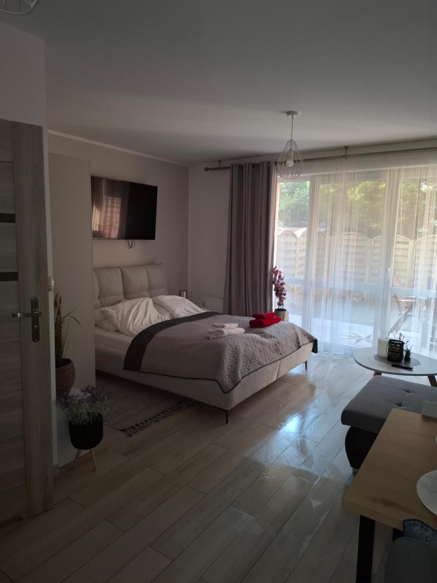 Apartament Lux Monika Rewal Z Tarasem I Garazem Exterior photo