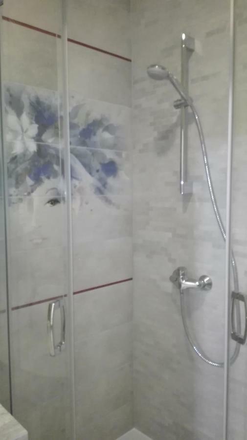 Apartament Lux Monika Rewal Z Tarasem I Garazem Exterior photo